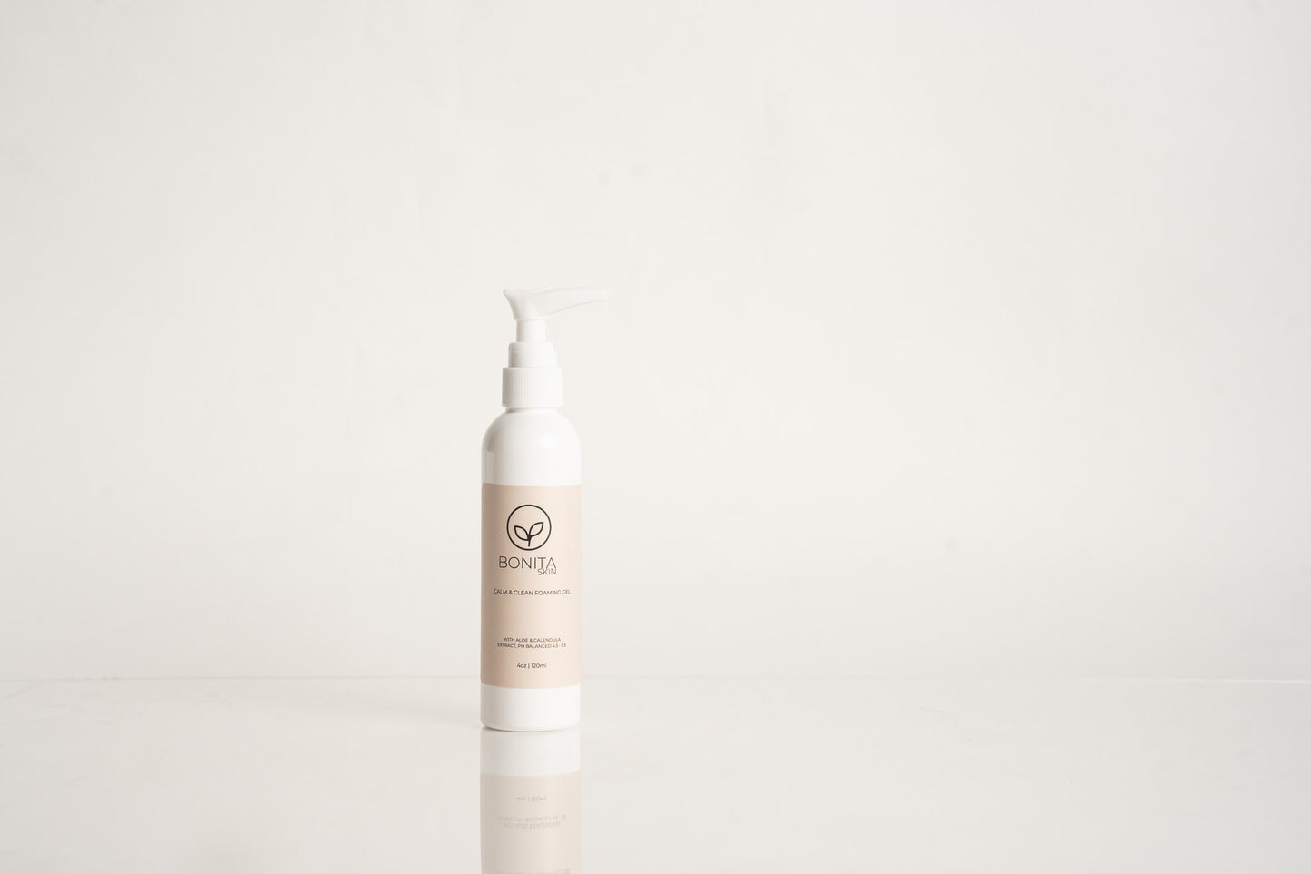 CALM & CLEAN FOAMING GEL