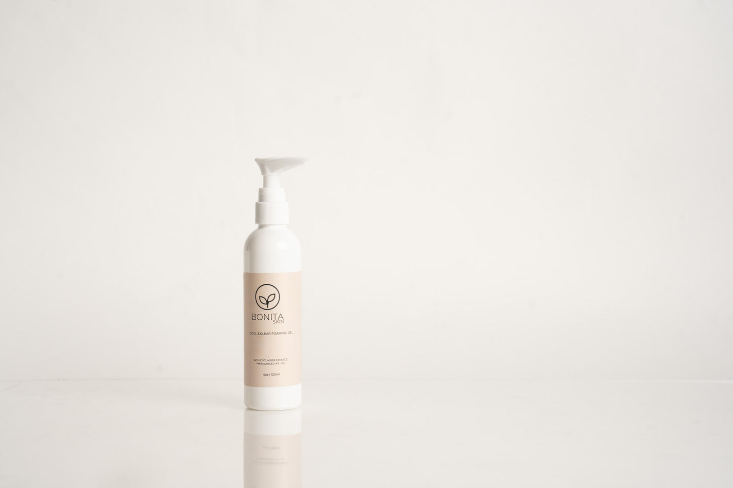 COOL & CLEAR FOAMING GEL