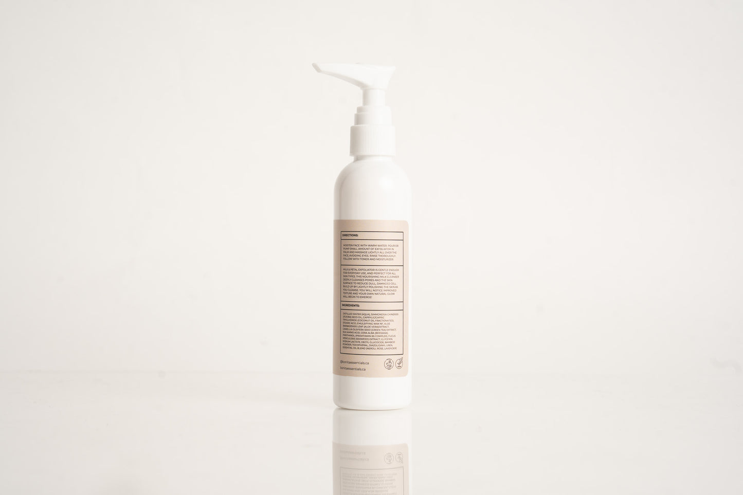 MILK & PETAL EXFOLIATOR